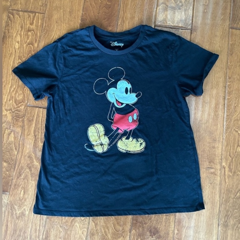 Size Medium Disney Black Mickey Mouse T-Shirt